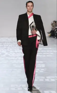 短期間出品・新品・値下げ不可・激レア！ヘルムートラング スーチングパンツ