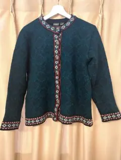 Item thumbnail for item 70b6e812-3510-4e90-94f4-3def98996214