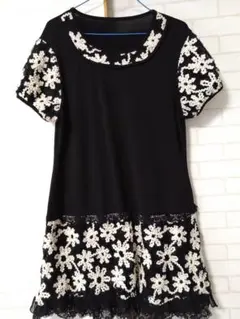 黒と白の花柄レースチュニック 半袖 花柄刺繍チュニック