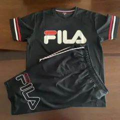 FILA フィラ　Tシャツ（Ｍ）・ハーフパンツ（Ｌ）セット　黒のサムネイル