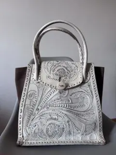 CARVING TRIBES　Luna　フラップハンドバッグ　人気