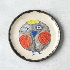 緑の帽子の青い小鳥・色絵陶器皿 - メルカリ