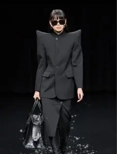 Item thumbnail for item f99795ae-4dbe-4521-b46d-4e757949338c