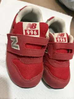 New Balance 996 ベビーシューズ 赤