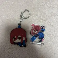 千切豹馬のキーホルダーとミニアクスタ
