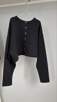 Wcloset 裏起毛 ブラック ボタン付きクロップドトップス