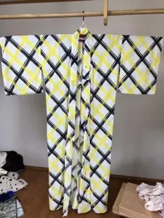ふりふ】浴衣 大輪菊柄 レトロモダン - メルカリ