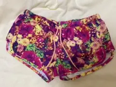 ONEILL オニール ショートパンツ　サーフパンツ　花柄　Mサイズ