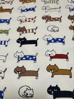 綿ツイル生地白地整列猫110cm×100cm
