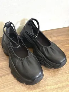 美品＊JEANASIS 厚底ストラップシューズ ブラック Ｍのサムネイル