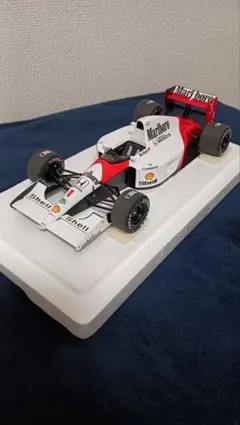 AUTOart McLaren ホンダ mp4/6セナ 1/18 マルボロ 仕様 - メルカリ