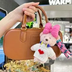 ぬいぐるみキーホルダー　韓国　じゃらじゃらキーホルダー　バッグチャーム　スマホ