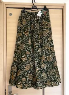 カーキ ロングスカート