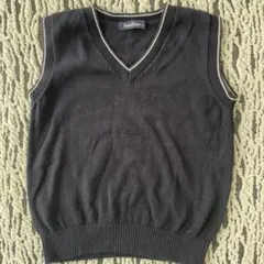 familiar 紺Vネック ベスト 110