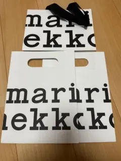 marimekko ロゴ入り紙袋 3枚セット