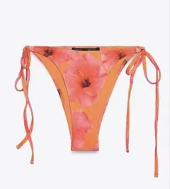新品未使用　ZARA ハイビスカス柄 ビキニボトムのサムネイル