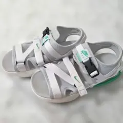 NIKE エアマックスソル 26cm 白緑 DD9972-005 - メルカリ