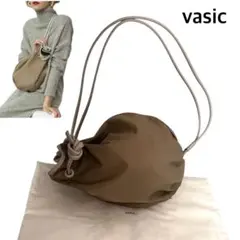 新品同様✨VASIC トゥモローランド BOND POCKET ショルダーバッグ