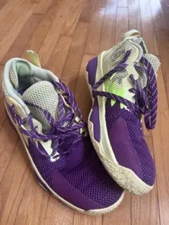 adidas Dame 8バスケットボールシューズ25.5cm - メルカリ