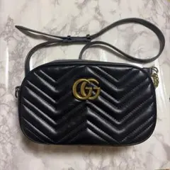GUCCI GGマーモント ショルダーバッグ ブラックのサムネイル