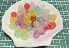 アクリルカラフルビーズ　うにビーズ３０g250円