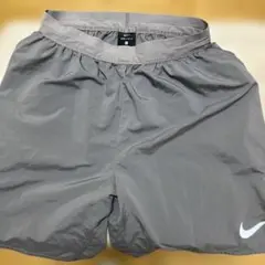 Nike DRI-FIT ショートパンツ S 美品　人気のグレー　薄手