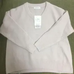 Vネック ニット