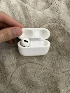 AirPods Pro/本体 片耳　左のみ/ホワイト 充電ケース付き/イヤフォン