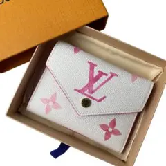 Item thumbnail for item 5dd86c65-c859-4de9-b1b9-f0b87d70be1d