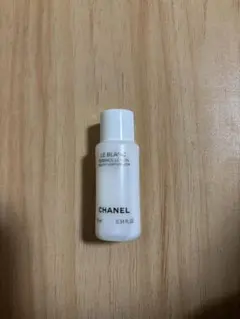 CHANEL LE BLANC エッセンスローション 10ml
