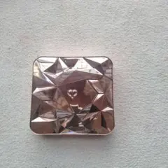 クレ・ド・ポー ボーテ ハイライトパウダー 202