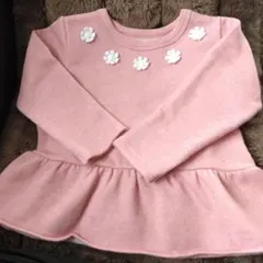 ピンク フリル付き トップス 花刺繍