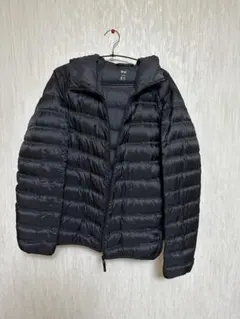 UNIQLO ウルトラライトダウン　フード付き
