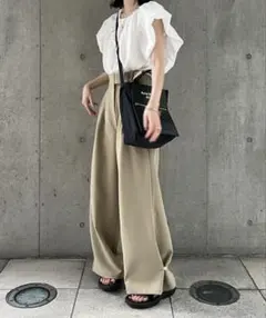 【完売品】hinari ヘムフック２WAYワイドパンツ　ベージュ　フリーサイズ