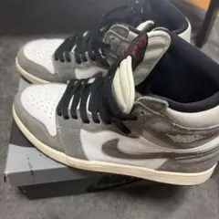 NIKE AJ1 スモークグレー