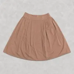 M-PREMIER タックフレアスカート 36 ピンクベージュのサムネイル