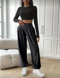 ダークグレー ジョガーパンツ　ヨガ　ピラティス　ジム