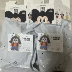 POPMART Mickey Family ぬいぐるみペンダント　グーフィー