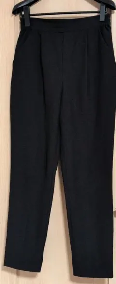 【a.v.v】ブラック パンツ　黒　M