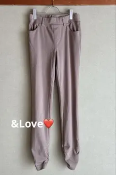 【メルカリ市価格】　アンドラブ　カジュアルパンツ