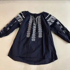 最終値下げ‼️早い者勝ち‼️ ネイビー刺繍入り長袖ブラウス