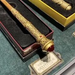 希少品★未使用品★ハリーポッターと秘密の部屋★グリフィンドールの剣★ピンズ 希少品☆未使用品☆ハリーポッターと秘密の部屋☆グリフィン