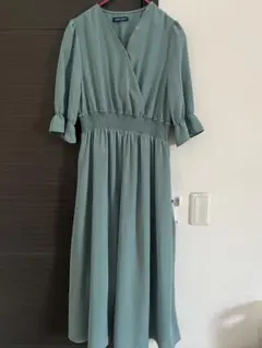 美品☆くすみグリーン　ワンピース　Mサイズ