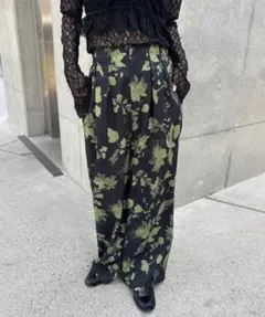 AmeriVINTAGE GRAINY FLOWER STRAIGHTパンツ - メルカリ