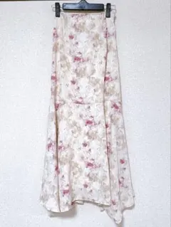 ナイスクラップ　マーメイド風フレアロングスカート　花柄　ピンク