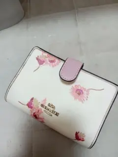COACH 二つ折り財布 花柄 ピンク ホワイト