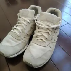 値下げ　New Balance 996 スニーカー ホワイトスウェード