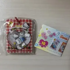 サンリオ シャカシャカフレークシール風チャーム ハローキティ　ガチャ