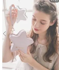 最終値下げ【新品タグ付】Maison de FLEUR 星型ポーチ ゴールド