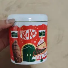 Kit Kat クリスマスギフト缶